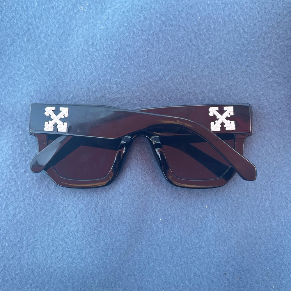 Off-White Sunglasses